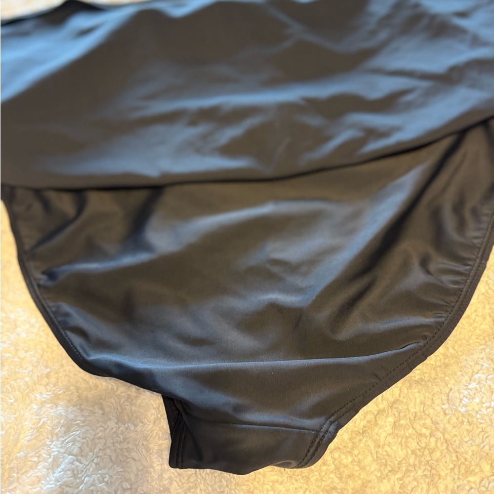 St. John's Bay Black Swim Skirt - Picture 4 of 7